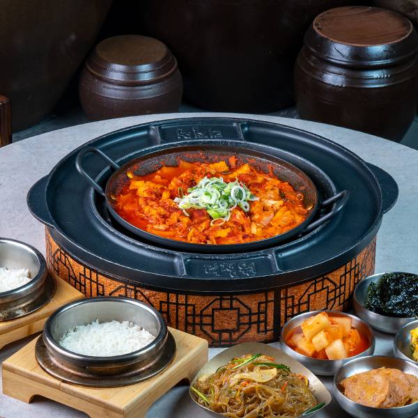 김치삼겹두루치기